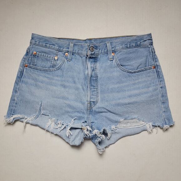 Levi's Distressed 501 Shorts SZ 33 - Picture 1 of 3